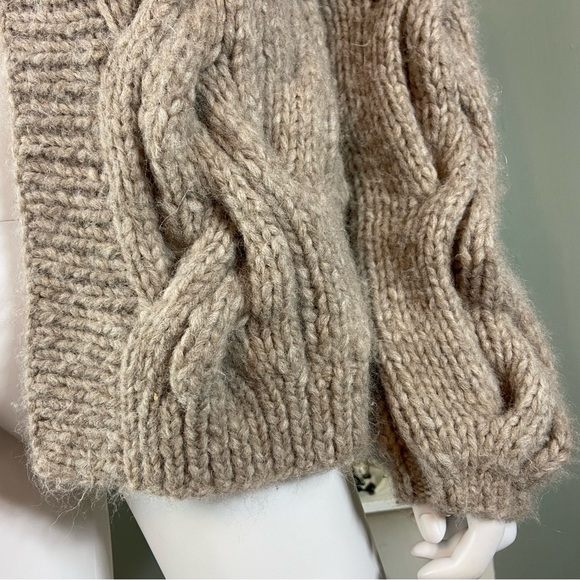 Mirth Cortina Baby Alpaca Blend Chunky Knit Cardigan Camel Beige Fuzzy S Small - Picture 6 of 14